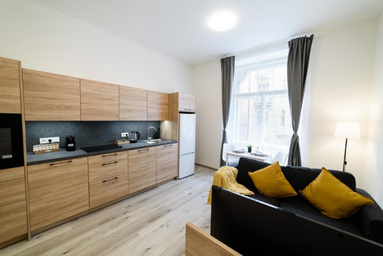 New Apartments Near Dancing House Prague Exterior photo